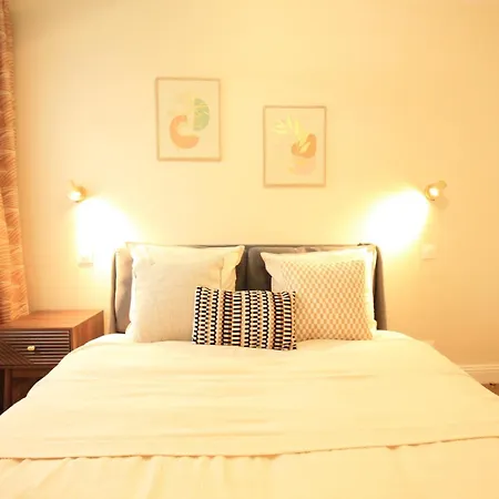 ヴィラ Luxe Neuf - Parking Rue Gratuit - 4mn A Pied Gare Rer B Arcueil - 10mn Paris Rerb - Ac - Climatisation - Netflix Inclus - From 1 To 6 Guests カシャン