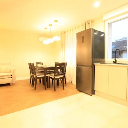 ヴィラ Luxe Neuf - Parking Rue Gratuit - 4mn A Pied Gare Rer B Arcueil - 10mn Paris Rerb - Ac - Climatisation - Netflix Inclus - From 1 To 6 Guests