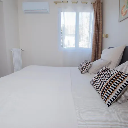Luxe Neuf - Parking Rue Gratuit - 4mn A Pied Gare Rer B Arcueil - 10mn Paris Rerb - Ac - Climatisation - Netflix Inclus - From 1 To 6 Guests カシャン