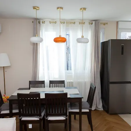 Luxe Neuf - Parking Rue Gratuit - 4mn A Pied Gare Rer B Arcueil - 10mn Paris Rerb - Ac - Climatisation - Netflix Inclus - From 1 To 6 Guests カシャン
