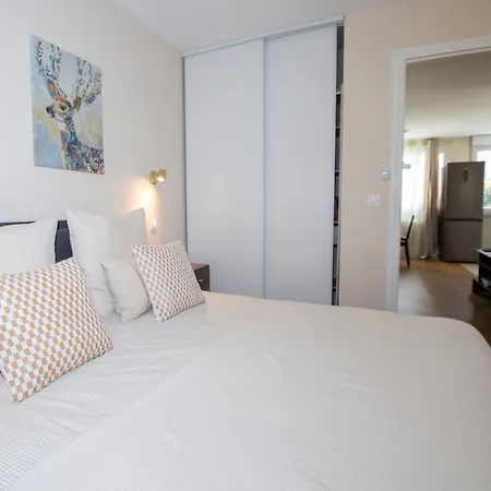 ヴィラ Luxe Neuf - Parking Rue Gratuit - 4mn A Pied Gare Rer B Arcueil - 10mn Paris Rerb - Ac - Climatisation - Netflix Inclus - From 1 To 6 Guests *